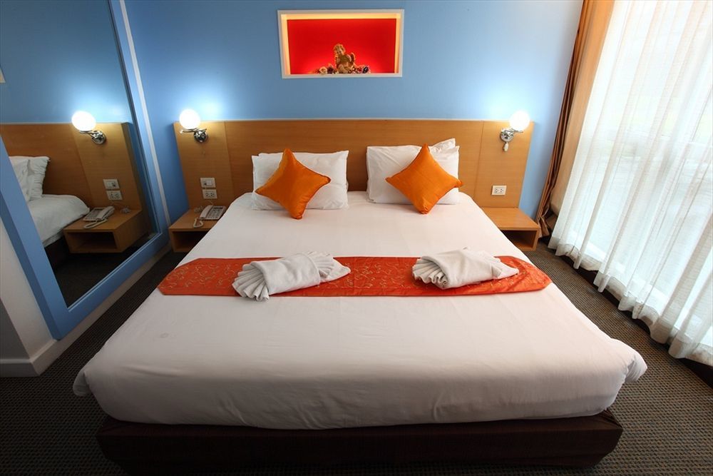 Ever Rich Inn 3*
